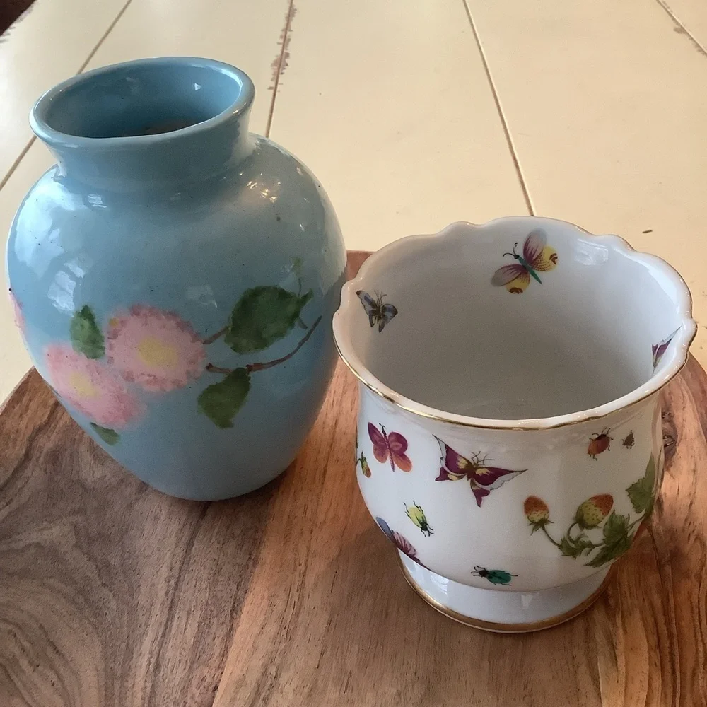 Collection of 2 Vintage Vases
